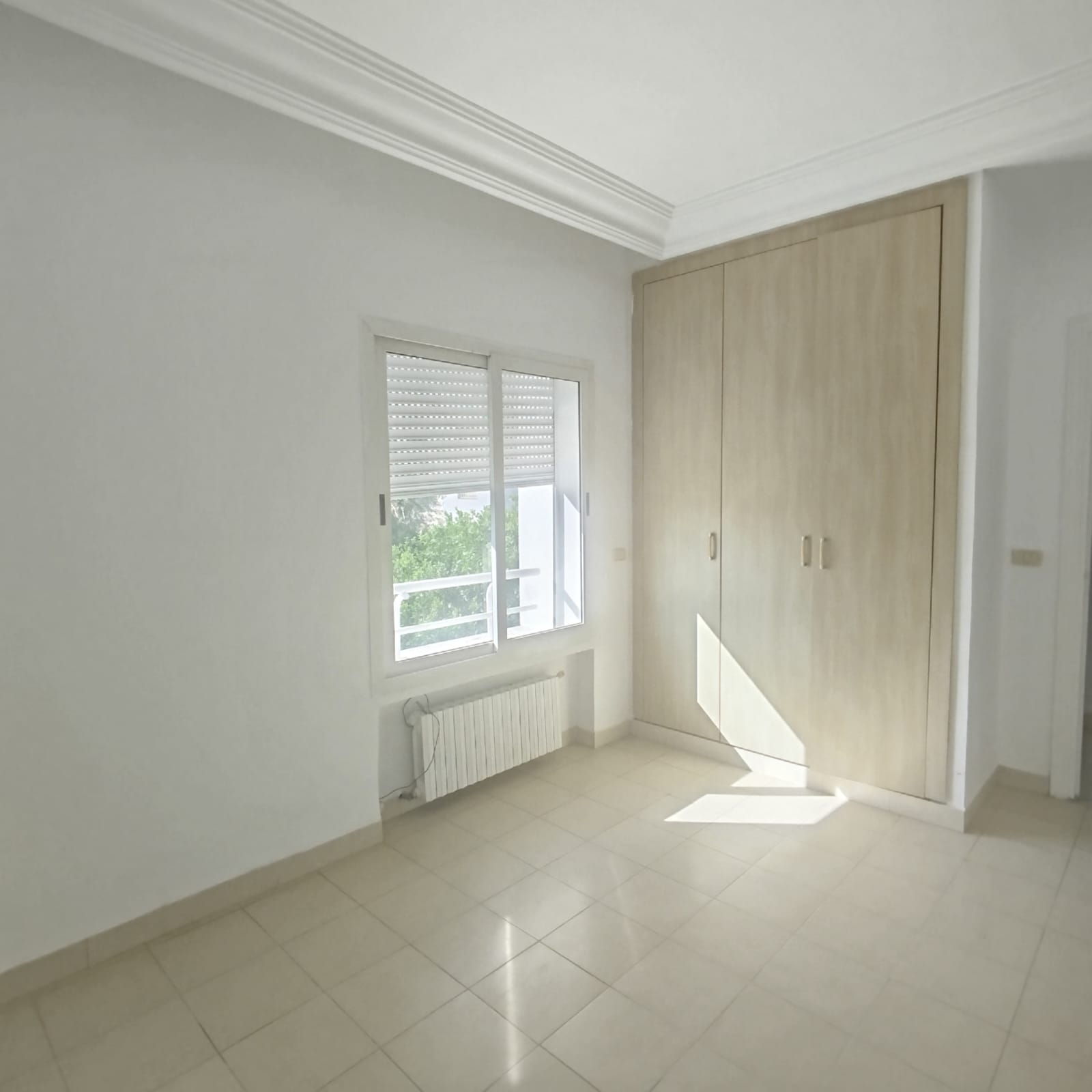 Mnihla&nbsp;Cite Ennasr&nbsp;Location&nbsp;Appart. 4 pi�ces&nbsp;Un magnifique �tage de villa s3 � ennasr2