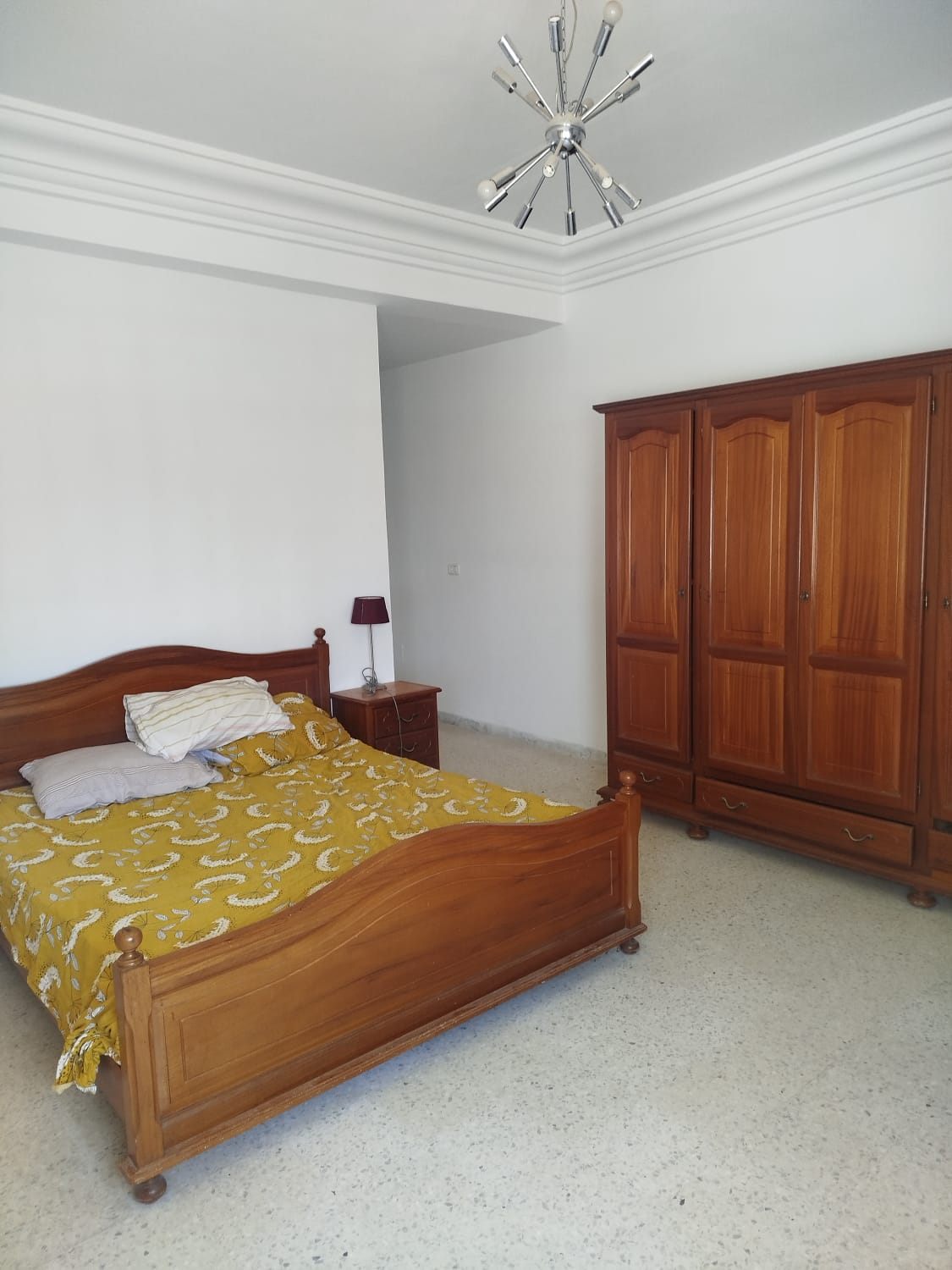 Mnihla&nbsp;Jardins d'el Menzah&nbsp;Location&nbsp;Appart. 4 pi�ces&nbsp;Un appartement s3 meubl� � jardin d'elmenzah1