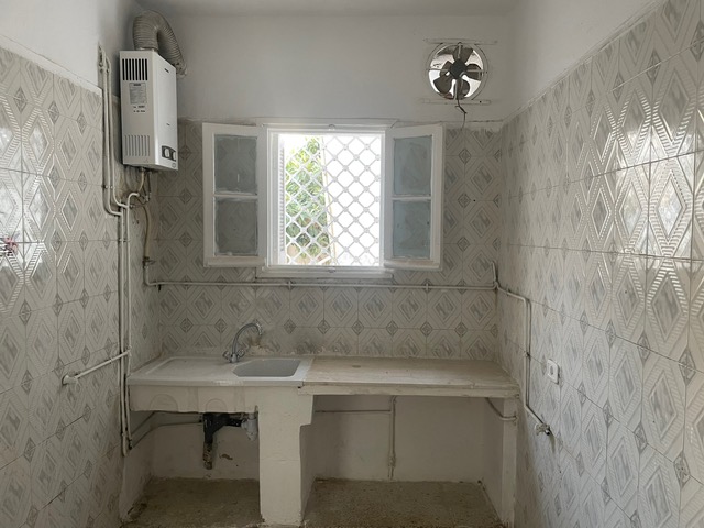 Ben Arous&nbsp;Ben Arous&nbsp;Location&nbsp;Appart. 2 pi�ces&nbsp;Salon et 2 chambres a ibn sina 1 pres carrefour