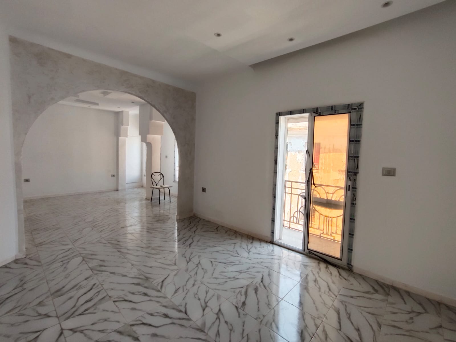 Bab Bhar&nbsp;Bab Bhar&nbsp;Vente&nbsp;Appart. 3 pi�ces&nbsp;Centre ville vnt app s3 160m2