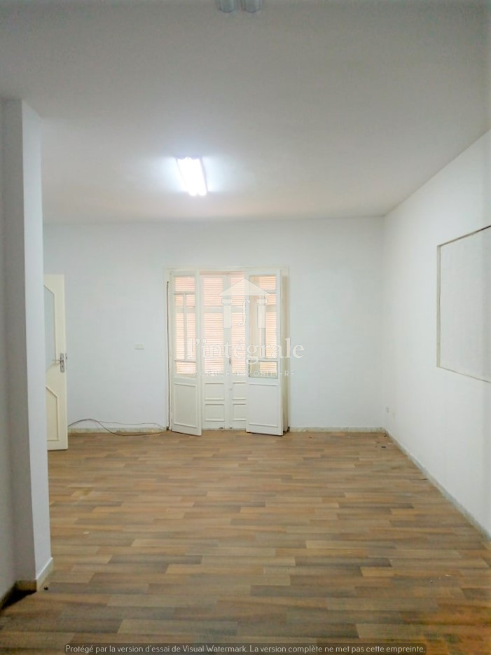 El Menzah&nbsp;El Manar 2&nbsp;Location&nbsp;Maisons&nbsp;Rez de chauss�e s4 � usage bureautique