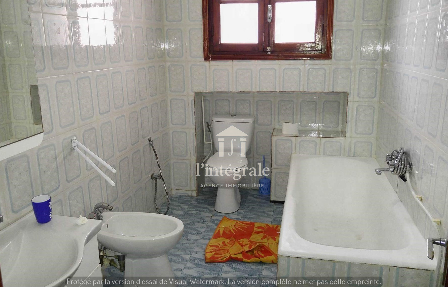 El Menzah&nbsp;El Menzah 9&nbsp;Location&nbsp;Appart. 3 pi�ces&nbsp;S2 bien meubl� avec grand jardin