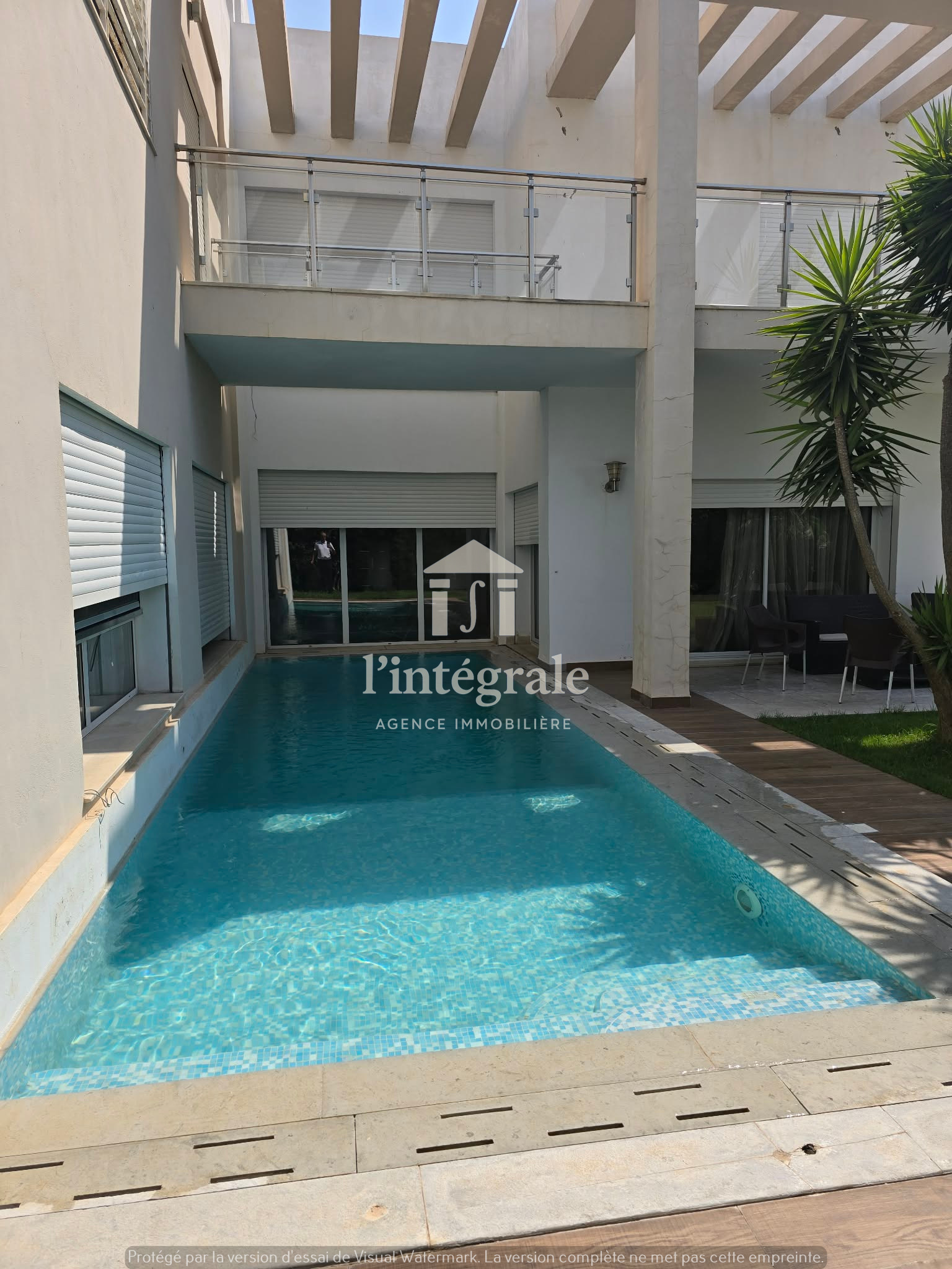 El Menzah&nbsp;El Manar 1&nbsp;Location&nbsp;Maisons&nbsp;Superbe villa meubl� avec piscine