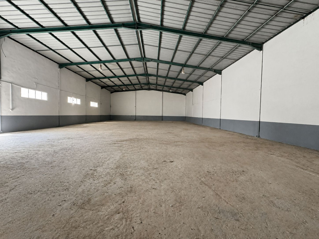 Fouchana&nbsp;Zone Industrielle El Meghira&nbsp;Bureaux & Commerces&nbsp;Fond de Commerce&nbsp;D�p�t industriel � el mghira 3