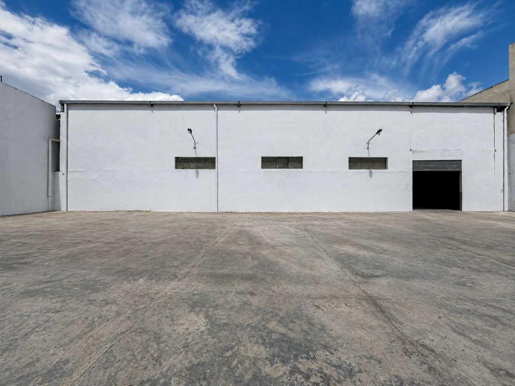 Fouchana&nbsp;Zone Industrielle El Meghira&nbsp;Bureaux & Commerces&nbsp;Fond de Commerce&nbsp;D�p�t industriel � el mghira 3