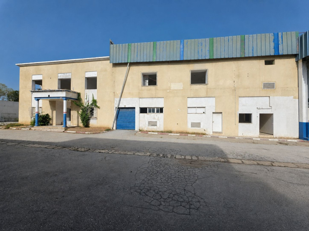 Ben Arous&nbsp;Ben Arous&nbsp;Bureaux & Commerces&nbsp;Fond de Commerce&nbsp;Usine 7 050 m � bir el kass�a