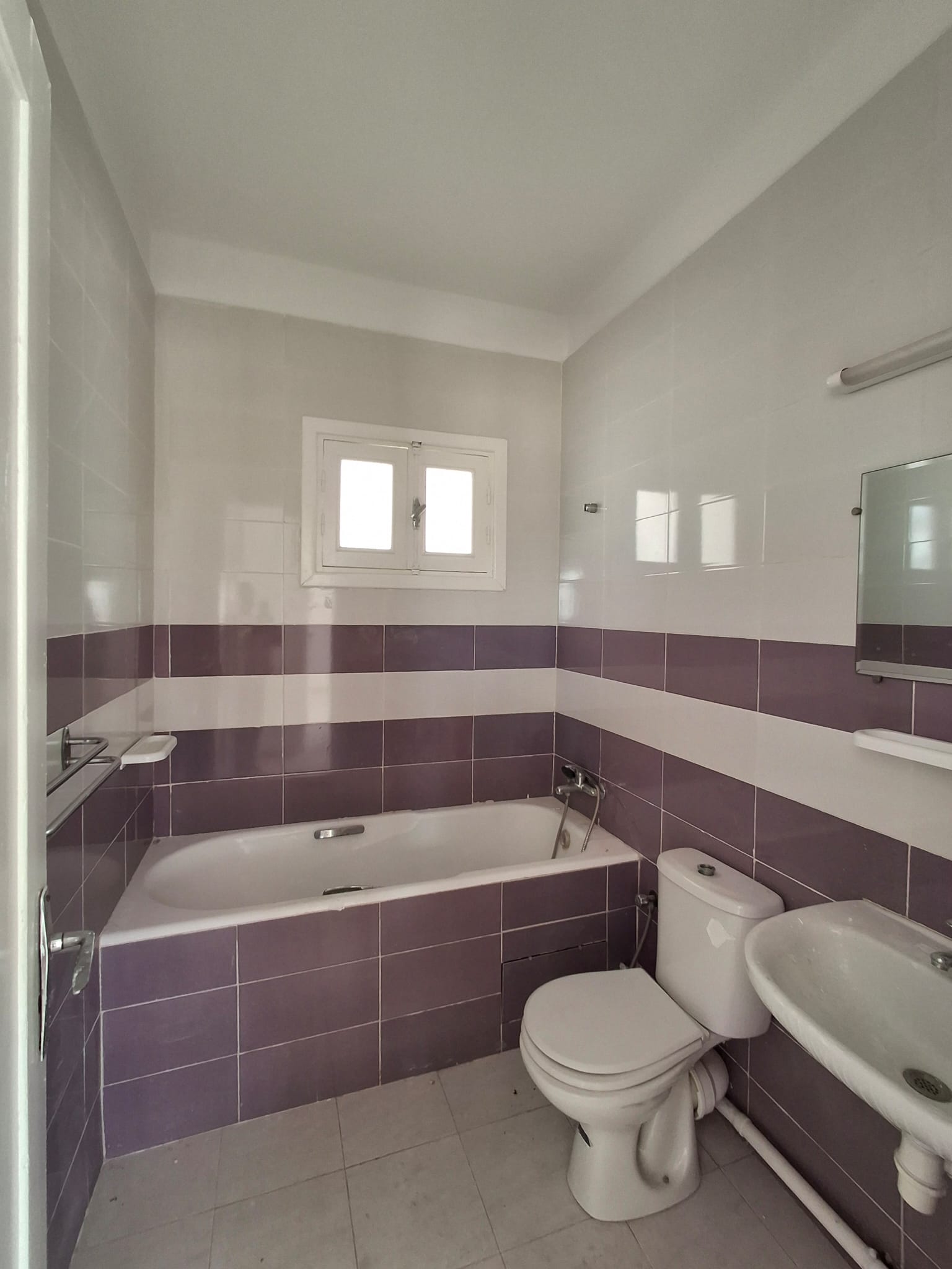 Raoued&nbsp;Jaafar 1&nbsp;Location&nbsp;Appart. 3 pi�ces&nbsp;Appartement s2 lumineux � nour ja�far ariana
