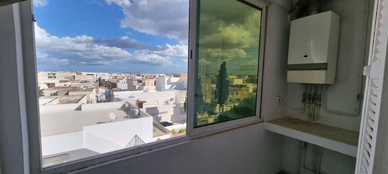 Ariana Ville&nbsp;Ariana&nbsp;Location&nbsp;Appart. 3 pi�ces&nbsp;Appartement lumineux avec emplacement strat�gique