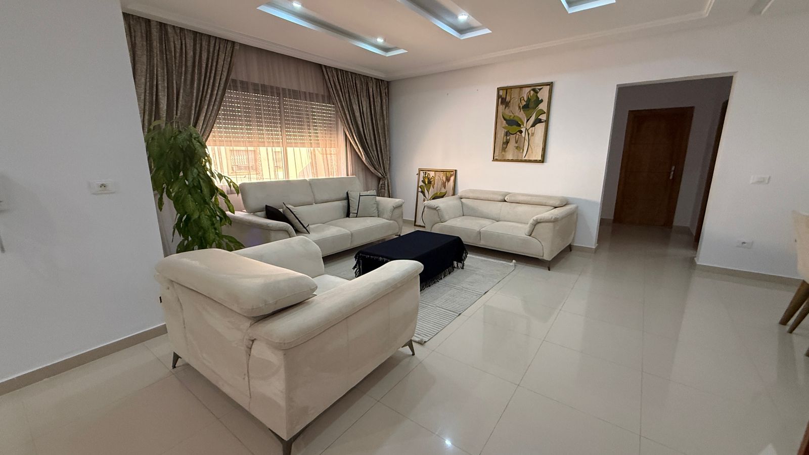 Hammamet&nbsp;Hammamet&nbsp;Location&nbsp;Appart. 4 pi�ces&nbsp;Magnifique duplex au 1er �tage s4