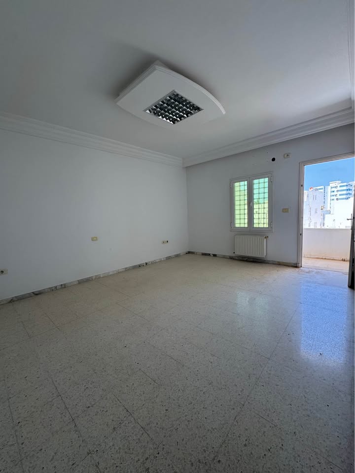 Sousse Ville&nbsp;Sousse&nbsp;Bureaux & Commerces&nbsp;Bureau&nbsp;Bureau emplacement id�al