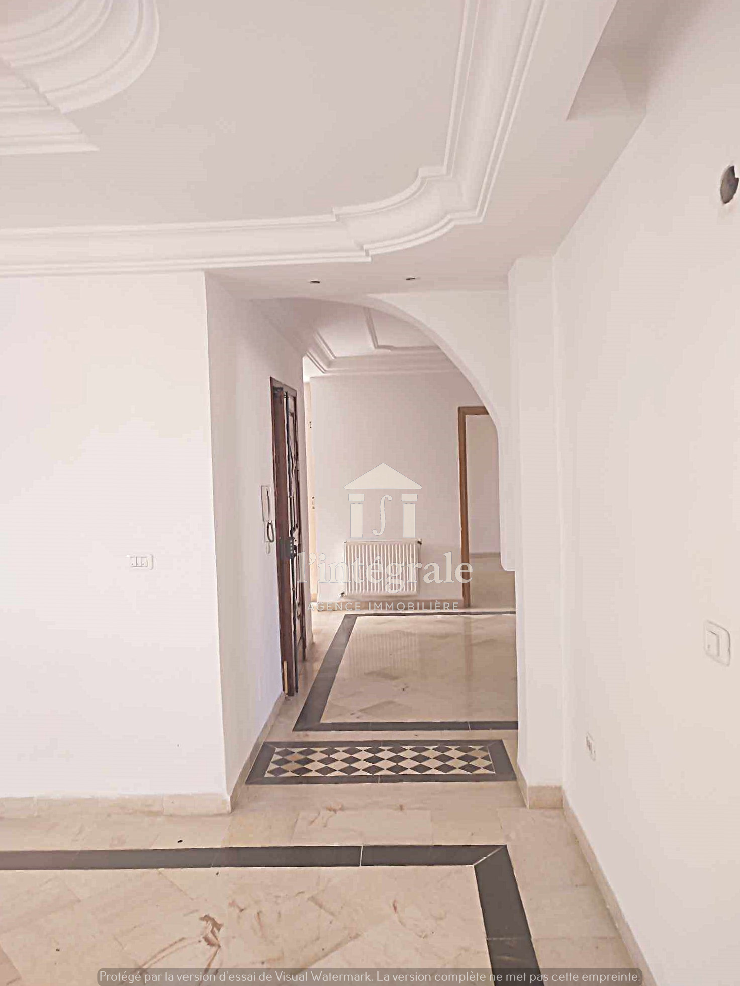Mnihla&nbsp;Jardins d'el Menzah&nbsp;Location&nbsp;Appart. 5 pi�ces+&nbsp;Bel �tage de villa s3