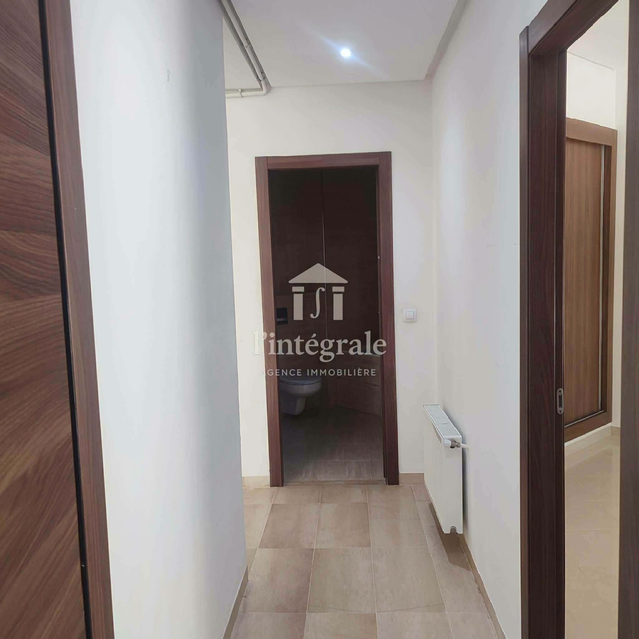 Ariana Ville&nbsp;Cite Ennasr 2&nbsp;Location&nbsp;Appart. 3 pi�ces&nbsp;Coquet appartement s2 avec jardin privatif