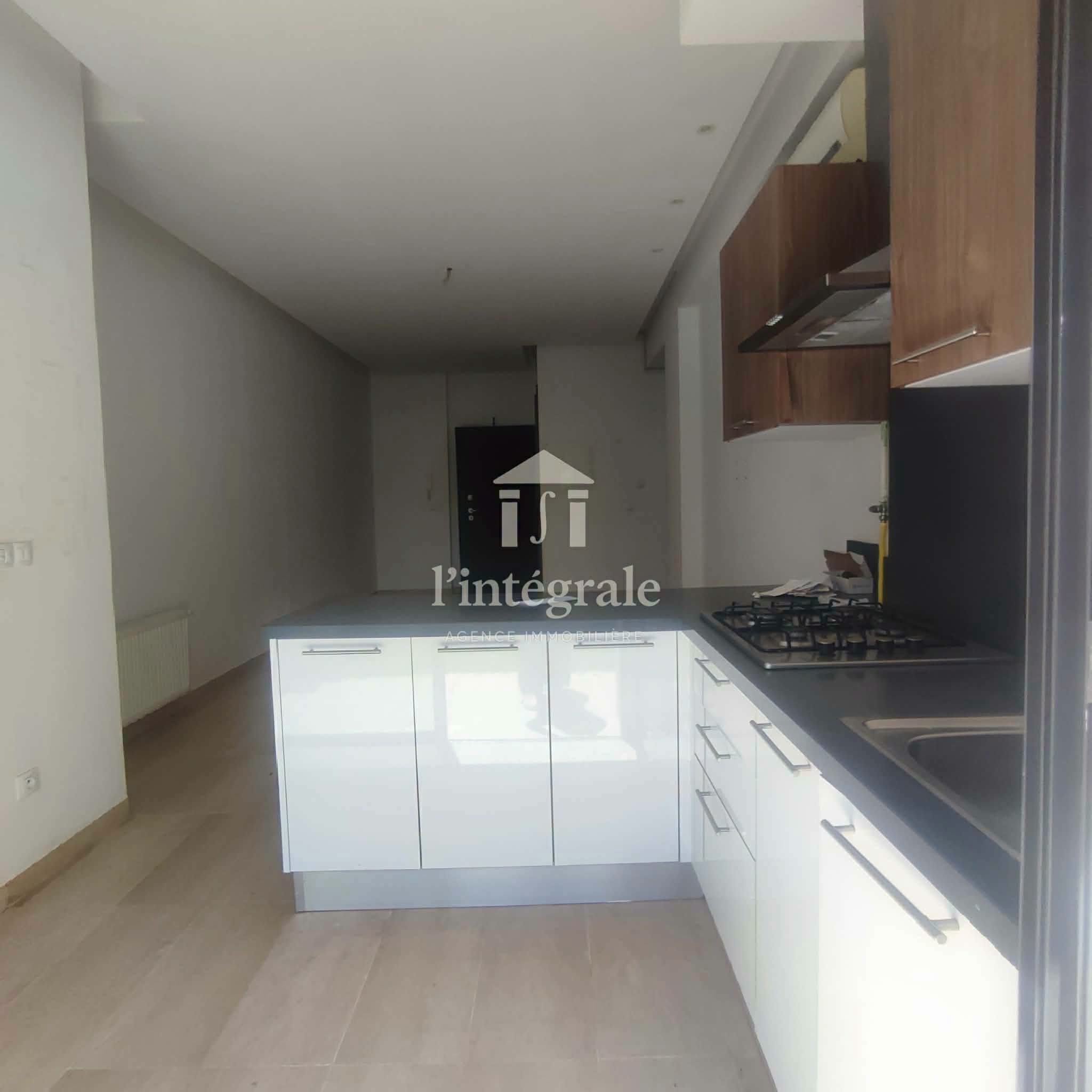Ariana Ville&nbsp;Cite Ennasr 2&nbsp;Location&nbsp;Appart. 3 pi�ces&nbsp;Coquet appartement s2 avec jardin privatif