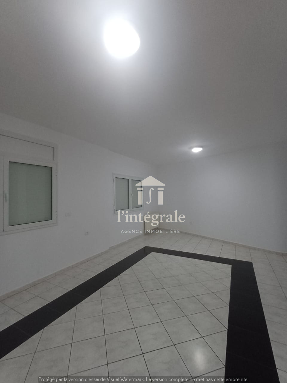 Ariana Ville&nbsp;Cite Ennasr 1&nbsp;Location&nbsp;Appart. 4 pi�ces&nbsp;S3 en �tage de villa