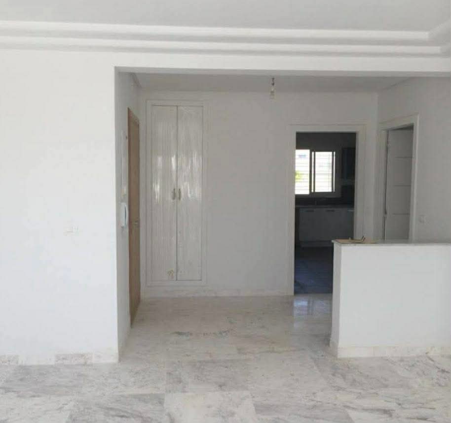 Ariana Ville&nbsp;Cite Ennasr 1&nbsp;Location&nbsp;Appart. 4 pi�ces&nbsp;S3 rdc 1800d ennasr 1