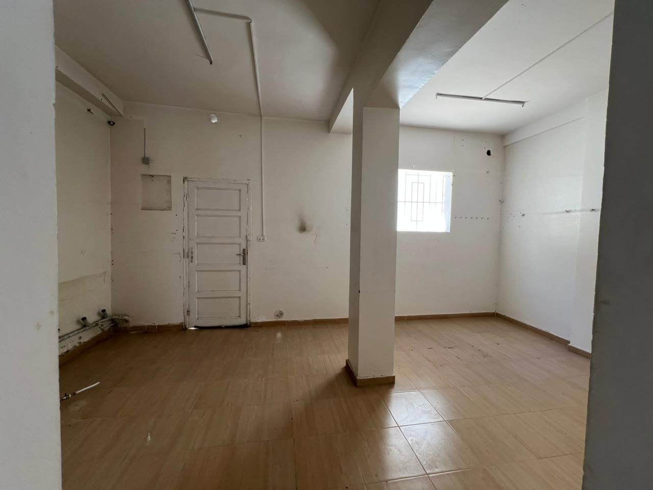 Hammam Lif&nbsp;Hammam Lif&nbsp;Bureaux & Commerces&nbsp;Surfaces&nbsp;Local commercial 50m a hammam lif