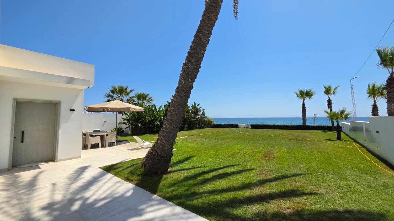 Beni Khiar&nbsp;El Maamoura&nbsp;Location&nbsp;Maisons&nbsp;Loue villa pieds dans l'eau