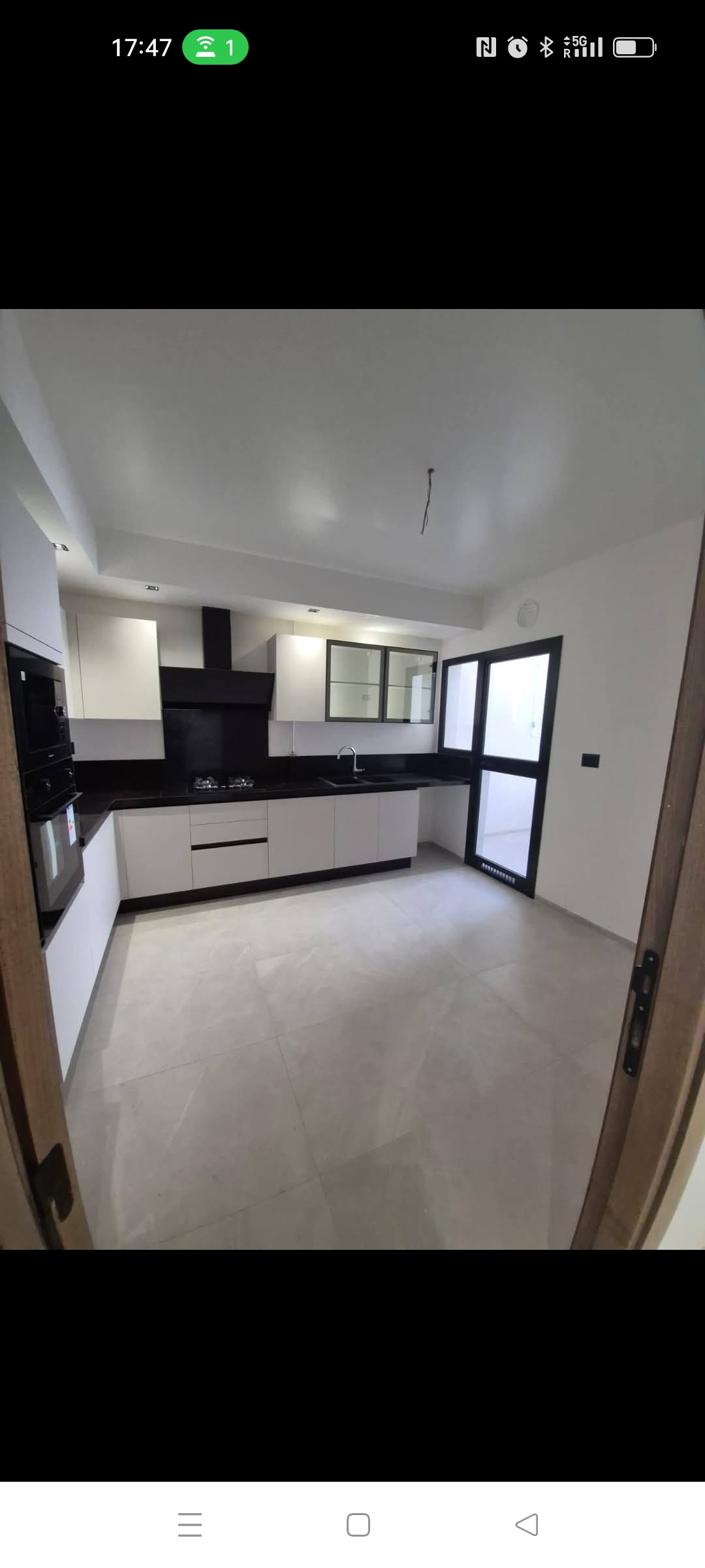 Ariana Ville&nbsp;Cite Ennasr 2&nbsp;Vente&nbsp;Appart. 4 pi�ces&nbsp;Beau s3 haut standing jardin menzeh 2 avec parking
