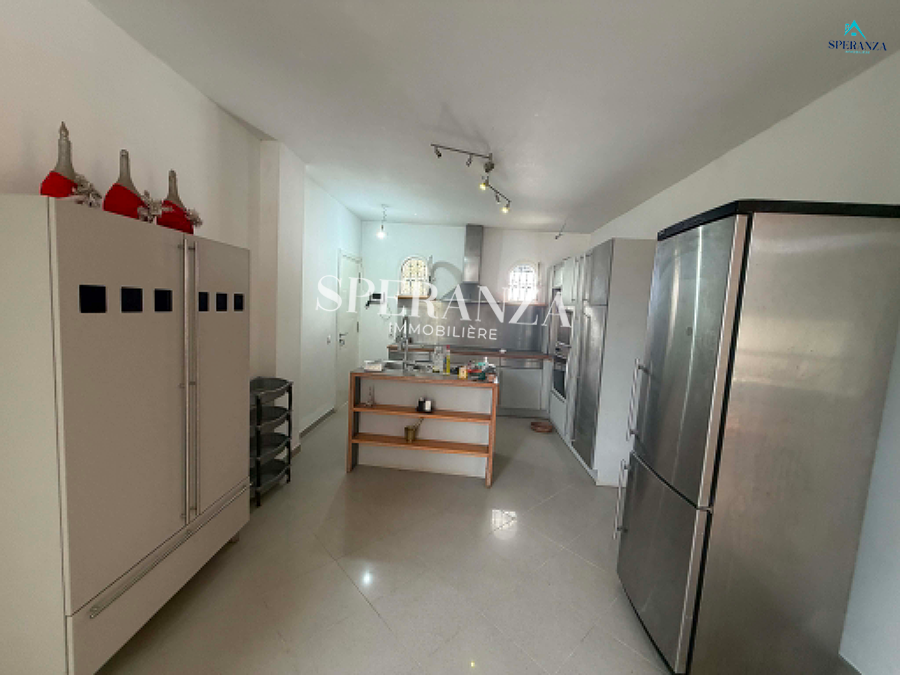 Hammamet&nbsp;Hammamet&nbsp;Location&nbsp;Appart. 4 pi�ces&nbsp;Villa eric