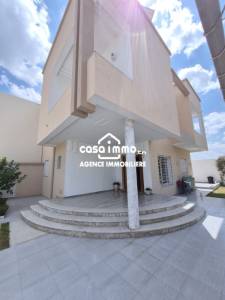 Mornag&nbsp;Mornag&nbsp;Vente&nbsp;Maisons&nbsp;A  coquette villa s5 a mornag ref949a