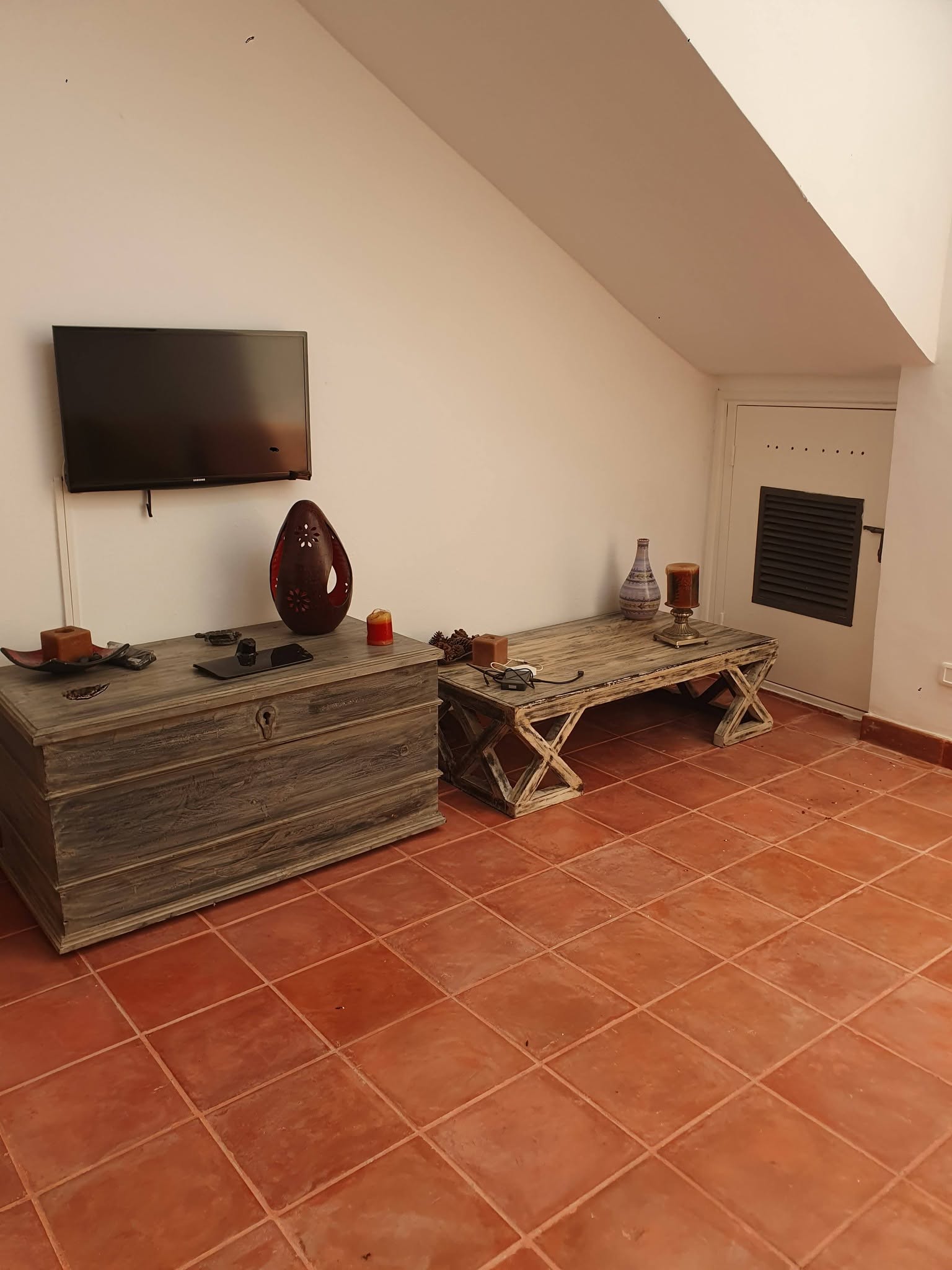 El Menzah&nbsp;El Menzah 9&nbsp;Location&nbsp;Maisons&nbsp;Superb rdc de villa lumineux