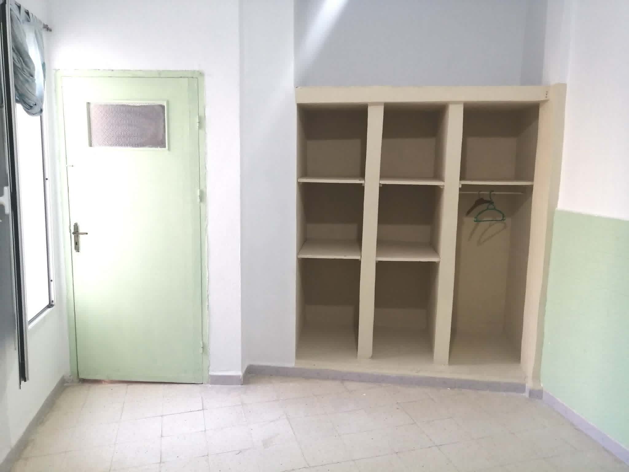 Ariana Ville&nbsp;Borj El Baccouche&nbsp;Location&nbsp;Appart. 1 pi�ce&nbsp;Studio borj bacouch pr gar�on