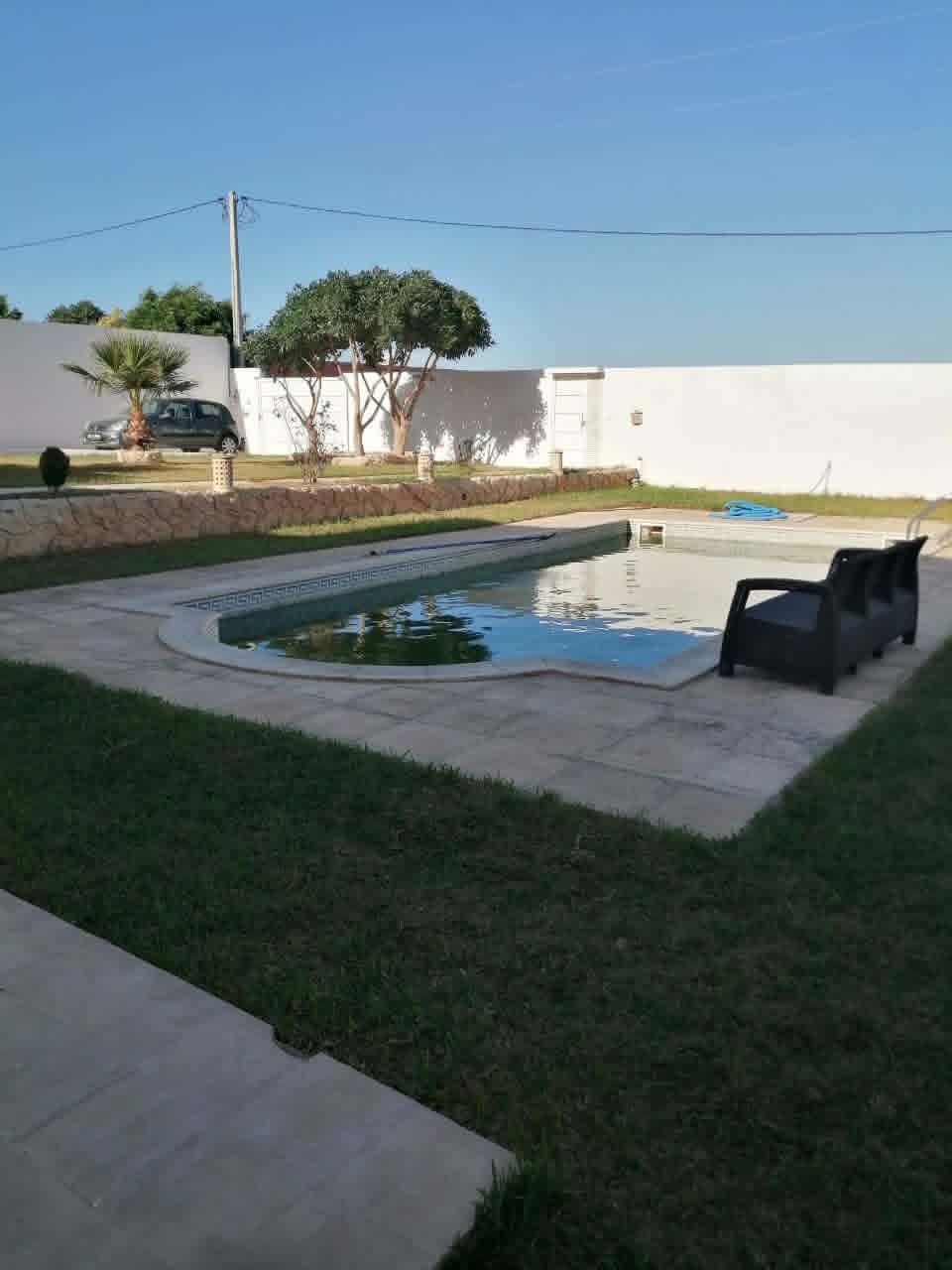 Mannouba&nbsp;La Mannouba&nbsp;Vente&nbsp;Maisons&nbsp;Standing 1250mc avec piscine