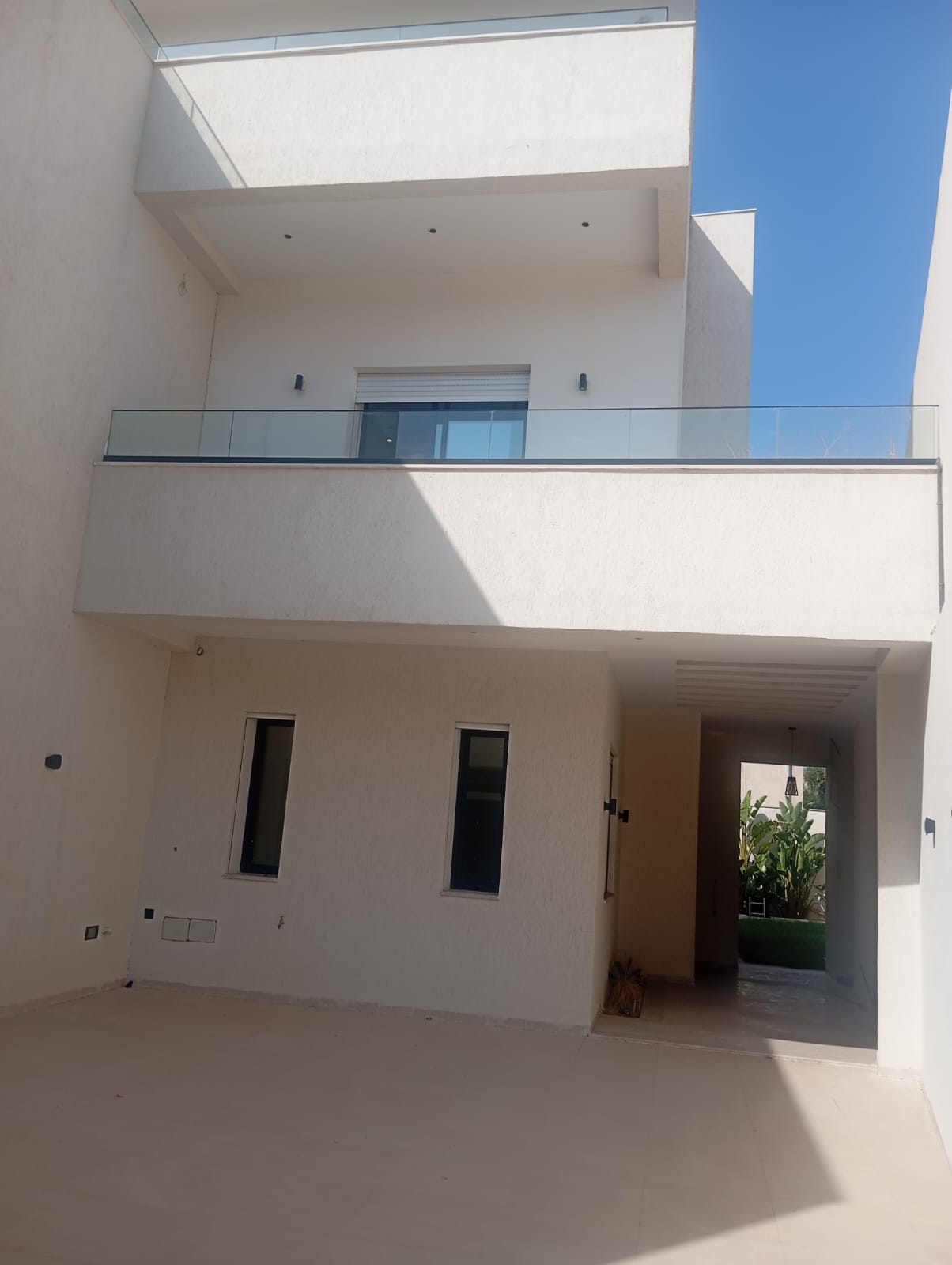 La Soukra&nbsp;Chotrana 3&nbsp;Vente&nbsp;Maisons&nbsp;Villa  avec piscine  et ascenseur � la soukra