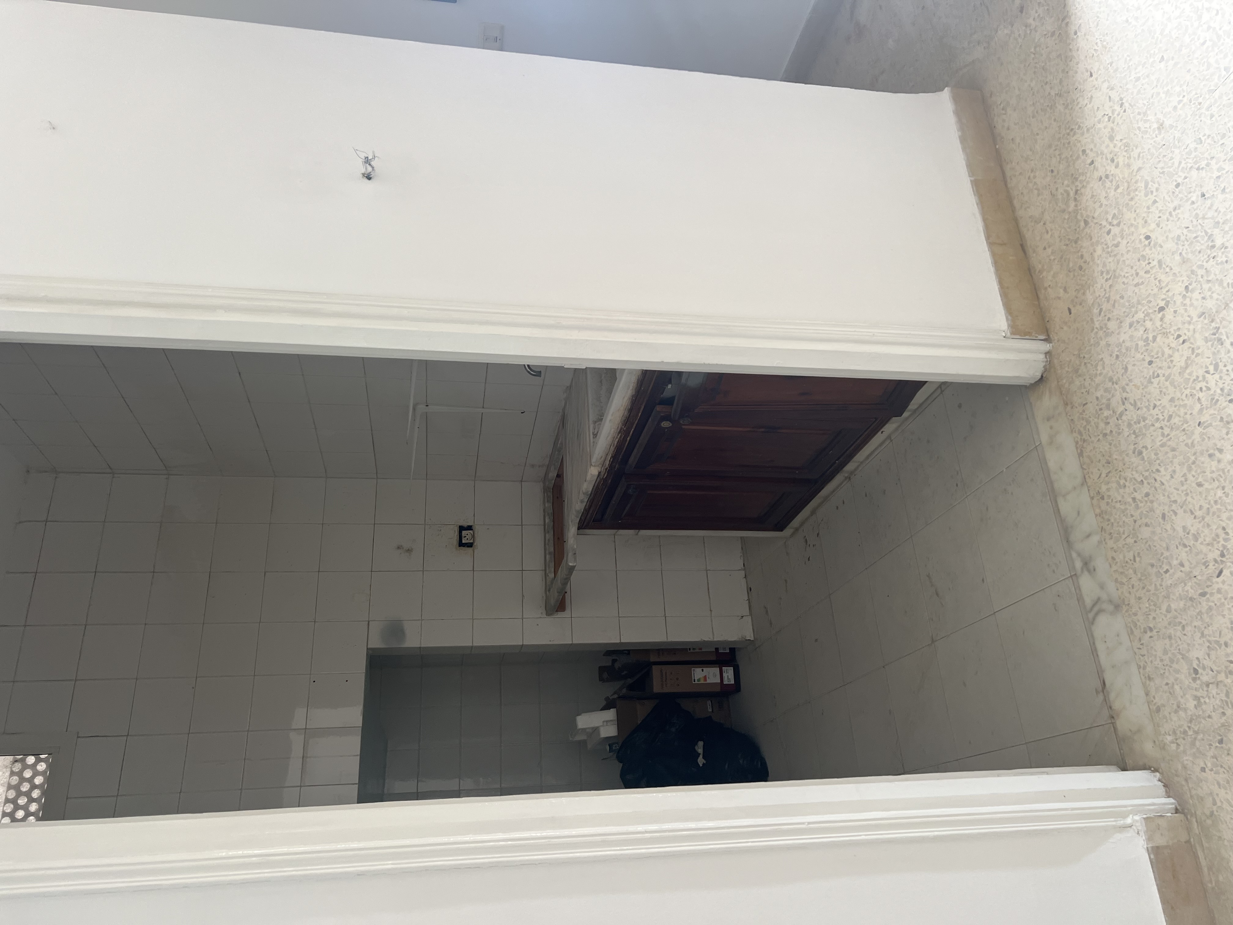 Mnihla&nbsp;Mnihla&nbsp;Location&nbsp;Appart. 1 pi�ce&nbsp;Bureau mnihla � c�t� 10000articles