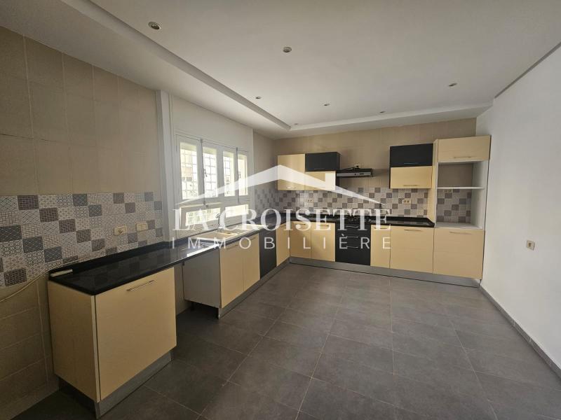 La Soukra&nbsp;Dar Fadhal&nbsp;Location&nbsp;Maisons&nbsp;Villa s4 � la soukra mvl1005