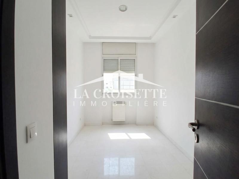 La Marsa&nbsp;Berge Du Lac&nbsp;Location&nbsp;Appart. 4 pi�ces&nbsp;Appartement s4 aux berges du lac2 mal2342
