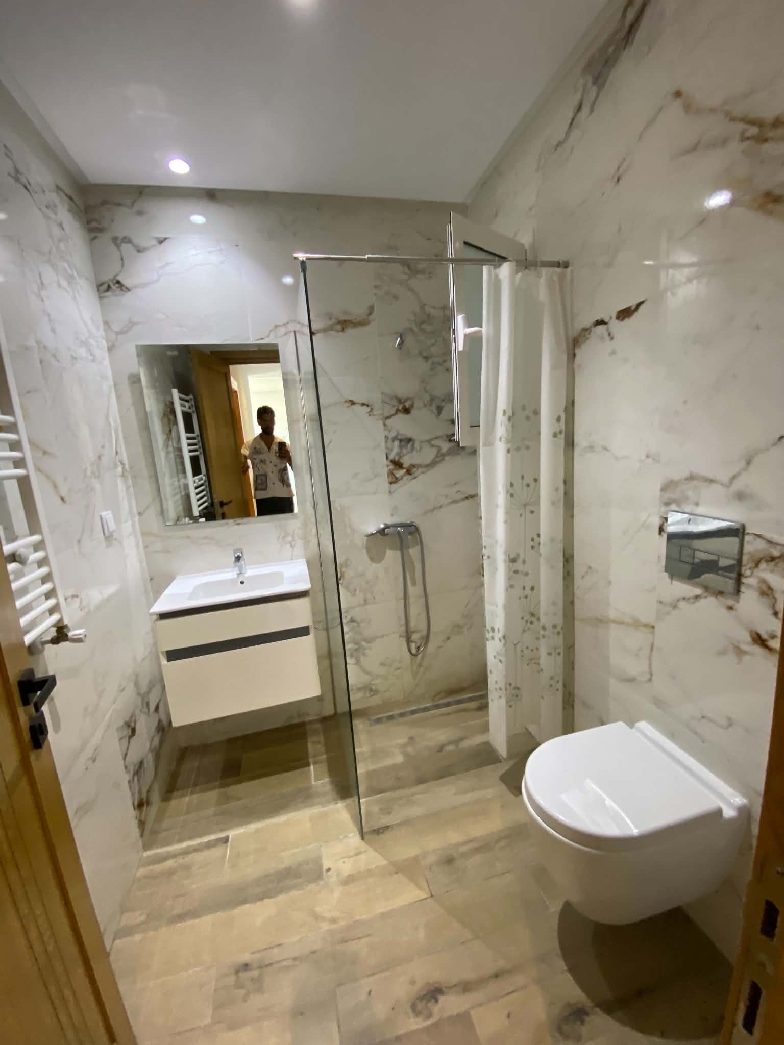 La Marsa&nbsp;Cite Bhar Lazreg&nbsp;Location&nbsp;Appart. 2 pi�ces&nbsp;S plus 2 luxieux