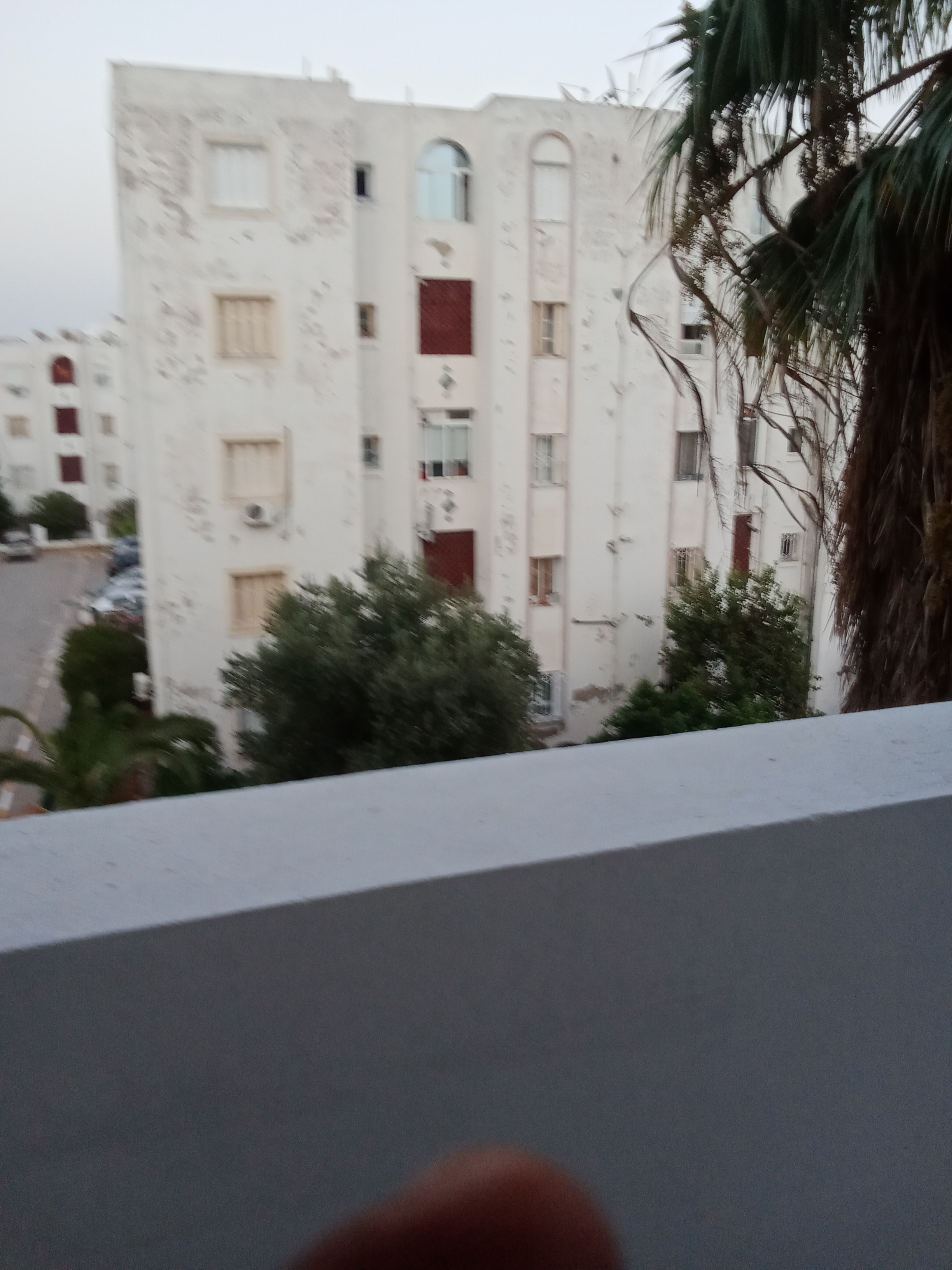 El Mourouj&nbsp;El Mourouj&nbsp;Location&nbsp;Appart. 4 pi�ces&nbsp;Appt 4 pi�ces mourouj 1 libre