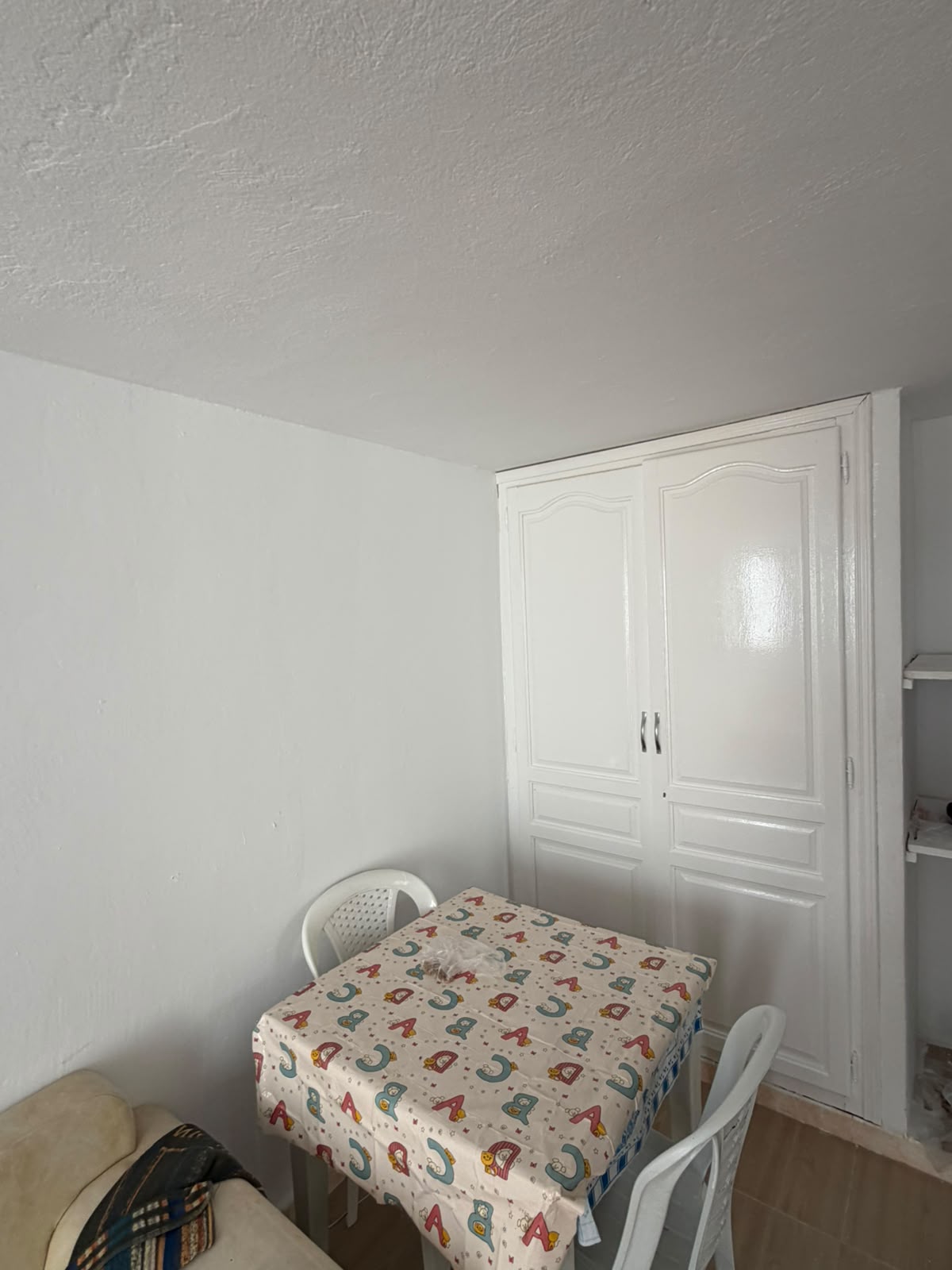 Ariana Ville&nbsp;Cite Ennasr 1&nbsp;Location&nbsp;Appart. 2 pi�ces&nbsp;S1 meubl� ennasr 1 rdc