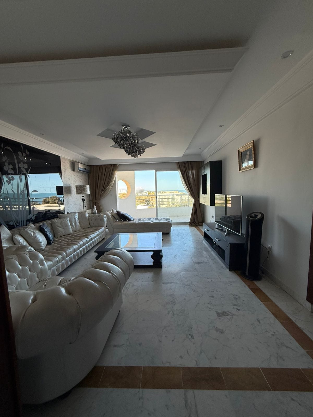 Sousse Ville&nbsp;Sousse Corniche&nbsp;Vente&nbsp;Appart. 1 pi�ce&nbsp;Appartement prestigieuse de type s3 haut standing