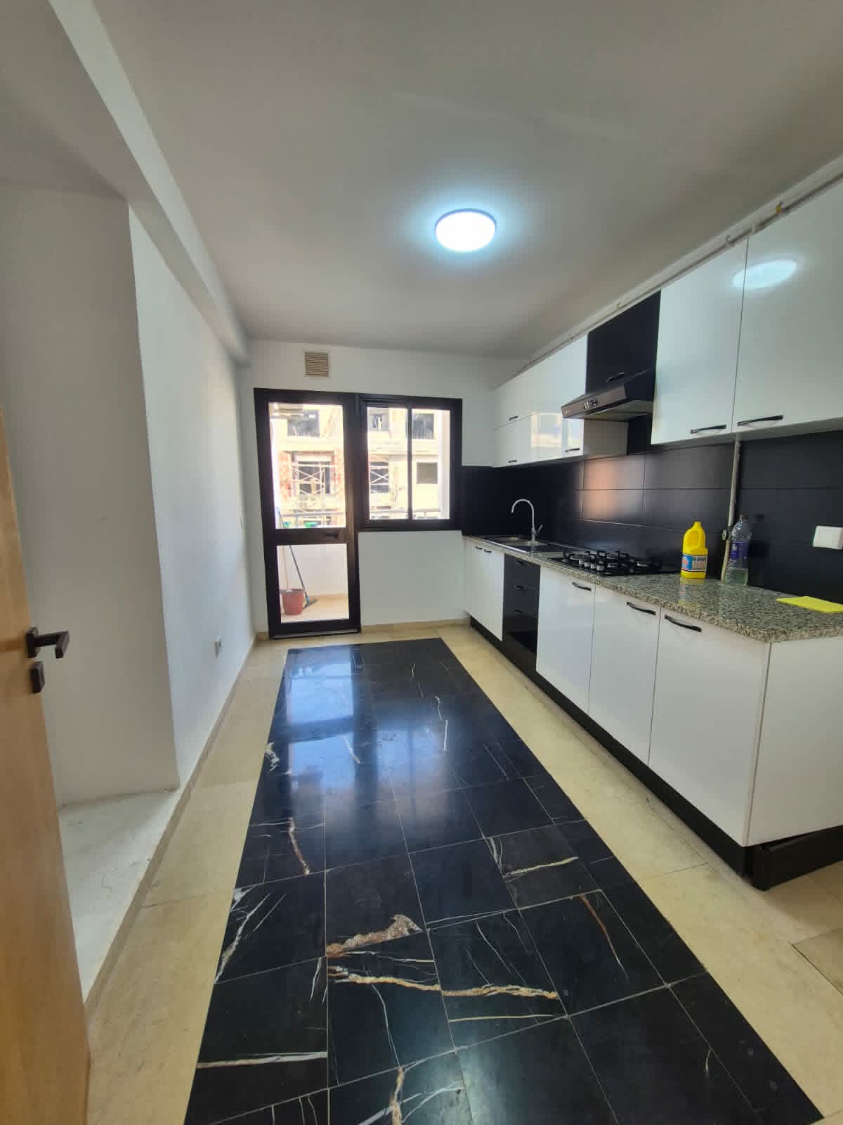 La Marsa&nbsp;El Aouina&nbsp;Vente&nbsp;Appart. 3 pi�ces&nbsp;Apprt s plus 2 � cit� el wahat