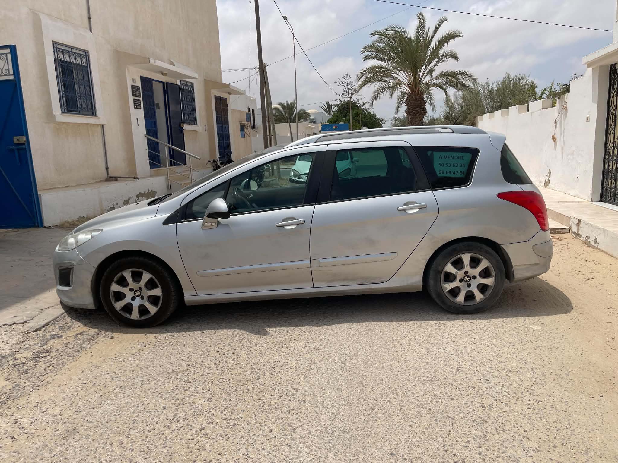 Djerba - Houmet Essouk&nbsp;Djerba &nbsp;Peugeot&nbsp;308&nbsp;Peugeot 308sw propre bien entretenue tr�s bon �tat