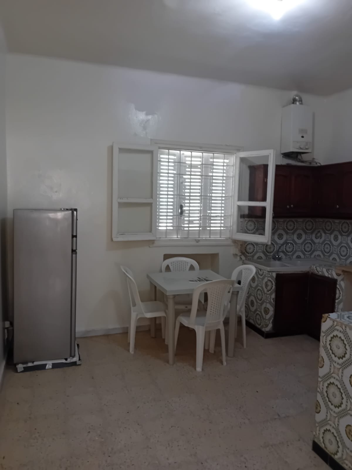 Cite El Khadra&nbsp;Cite Oplympique&nbsp;Location&nbsp;Appart. 4 pi�ces&nbsp;Etage villa 4 chambre cite olympique