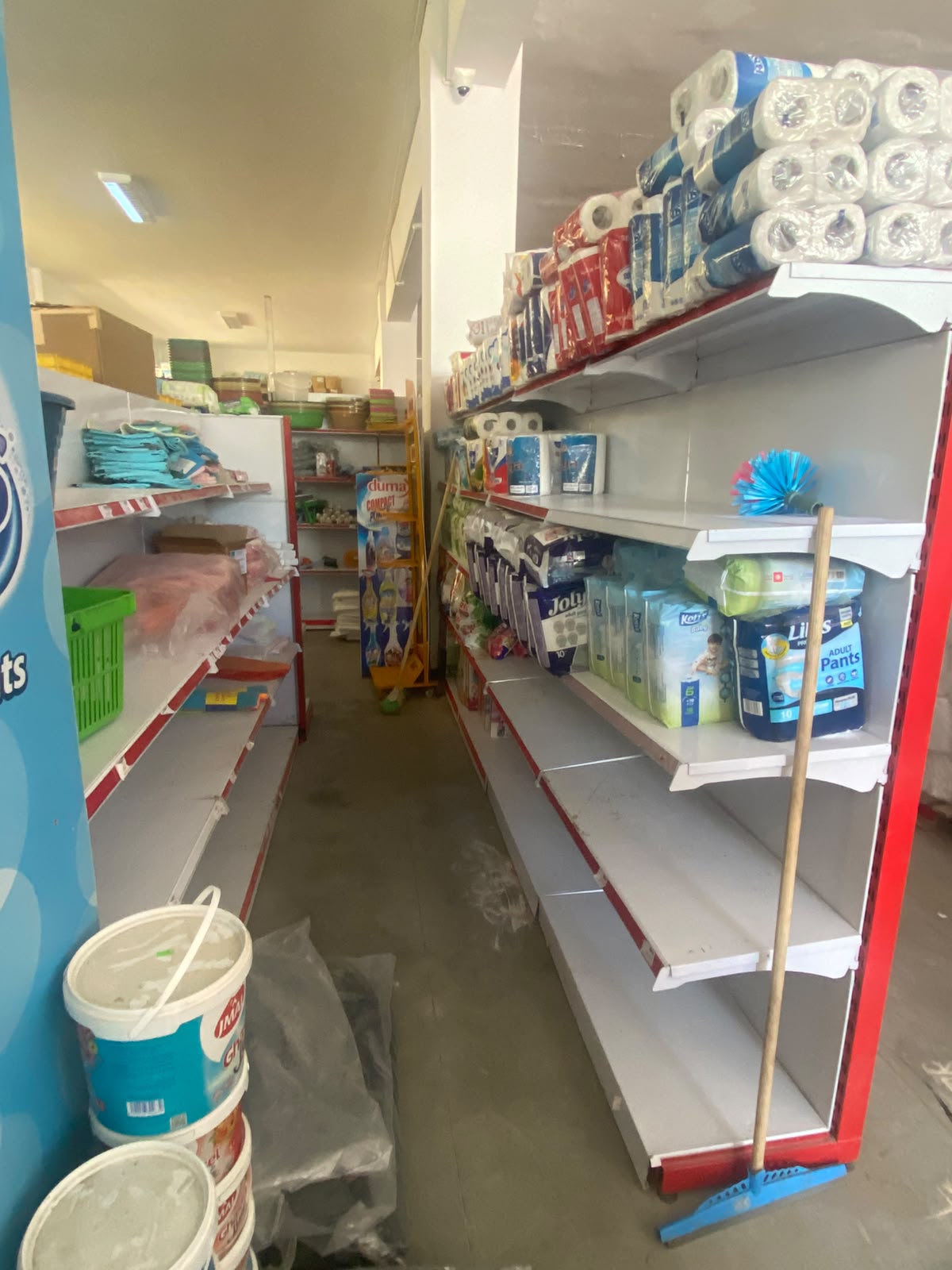 Ain Zaghouan&nbsp;Ain Zaghouan&nbsp;Autres meubles&nbsp;Autres&nbsp;Etageres et agencement pour superette