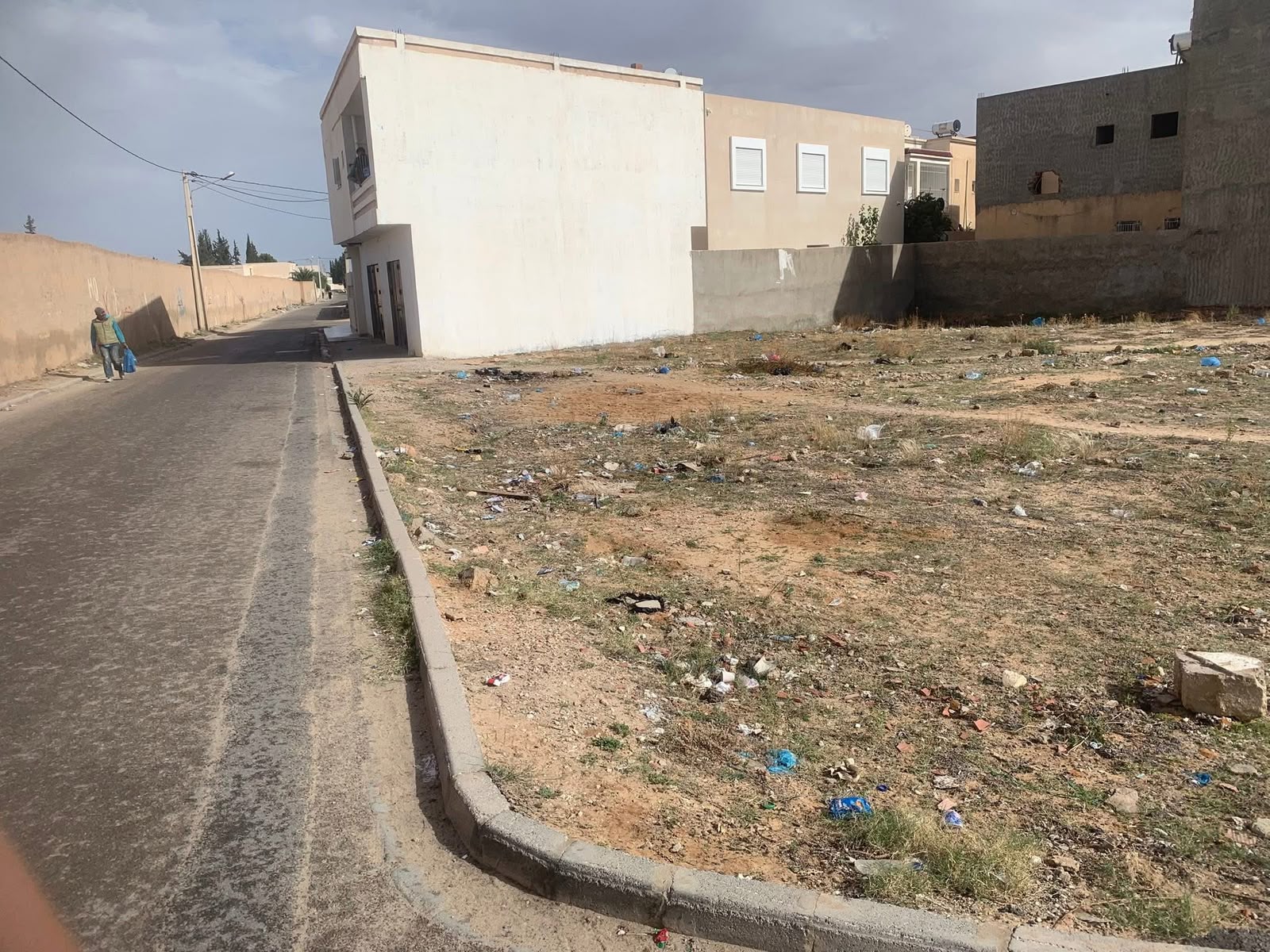 Sidi Bouzid Ouest&nbsp;Sidi Bouzid&nbsp;Terrain&nbsp;Terrain nu&nbsp;Terrain r�sidentiel � sidi bouzid hay el wouroud