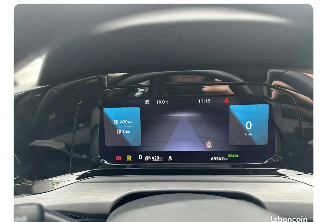 Ariana Ville&nbsp;El Menzah 8&nbsp;Volkswagen&nbsp;Autre Mod�le&nbsp;Volkswagen golf 8 ehybrid style