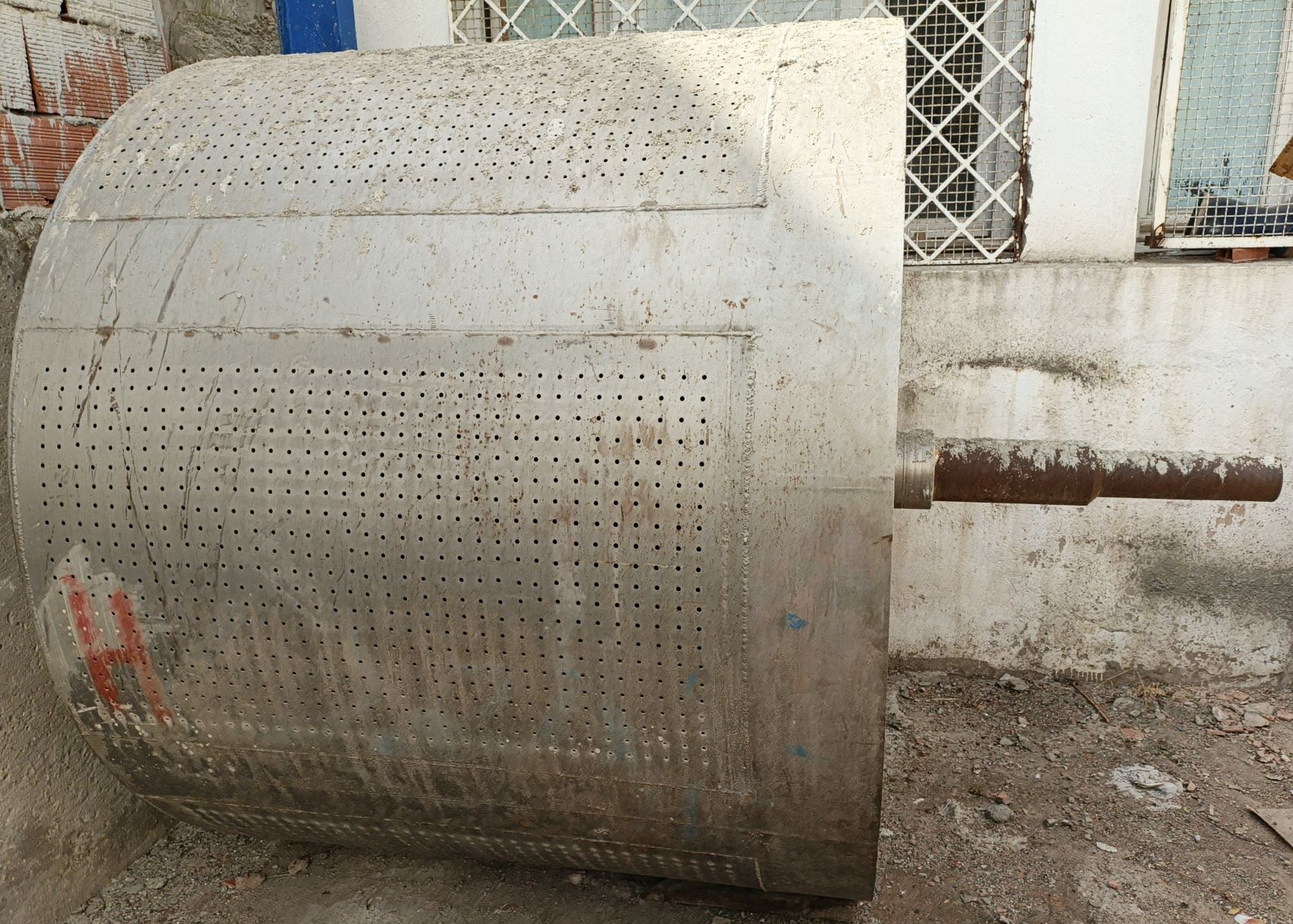 Mannouba&nbsp;La Mannouba&nbsp;Autre&nbsp;Autre&nbsp;Grand tambour machine a laver