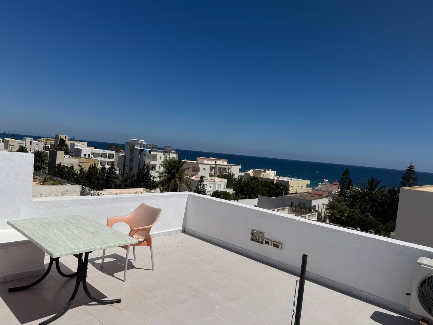 Akouda&nbsp;Chatt Meriem&nbsp;Location&nbsp;Appart. 3 pi�ces&nbsp;Appartement vue sur mer chatt mariem