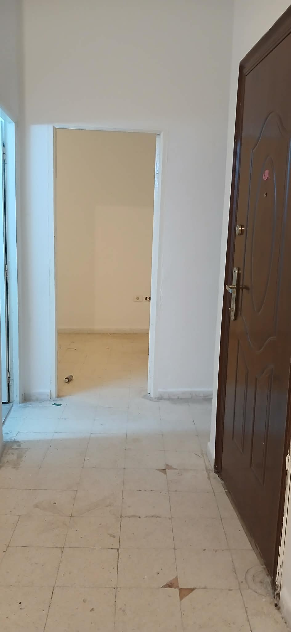 Hammam Lif&nbsp;Cite Mongi Slim&nbsp;Location&nbsp;Appart. 2 pi�ces&nbsp;S2 cha3bia