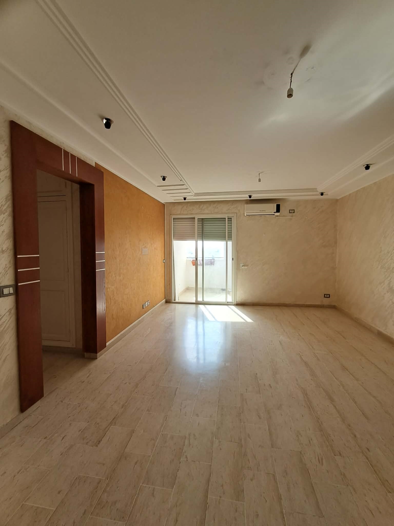 La Marsa&nbsp;El Aouina&nbsp;Location&nbsp;Appart. 3 pi�ces&nbsp;S plus 3 jardins el aouina