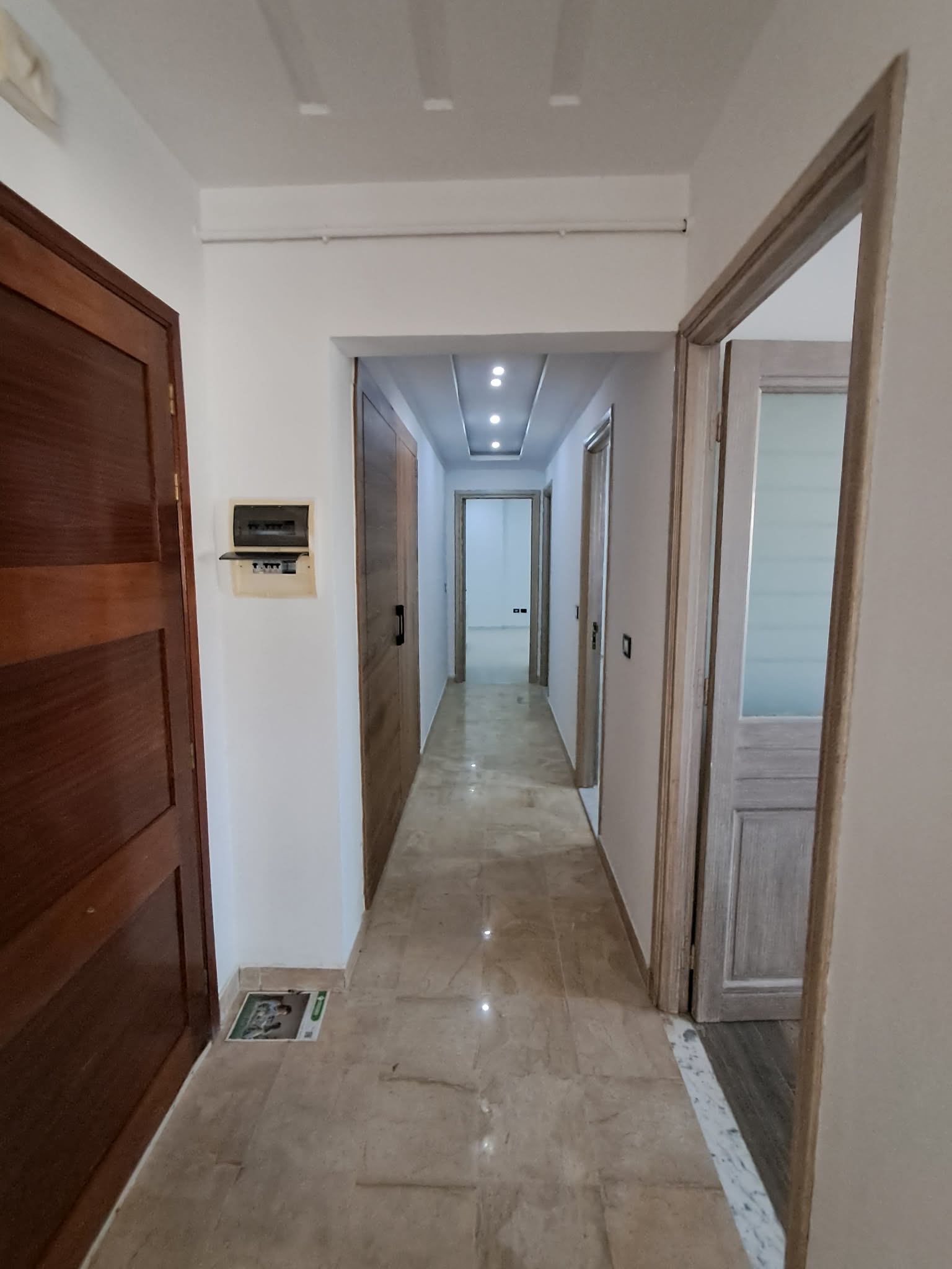 La Marsa&nbsp;El Aouina&nbsp;Location&nbsp;Appart. 2 pi�ces&nbsp;S plus 2 jardins el aouina