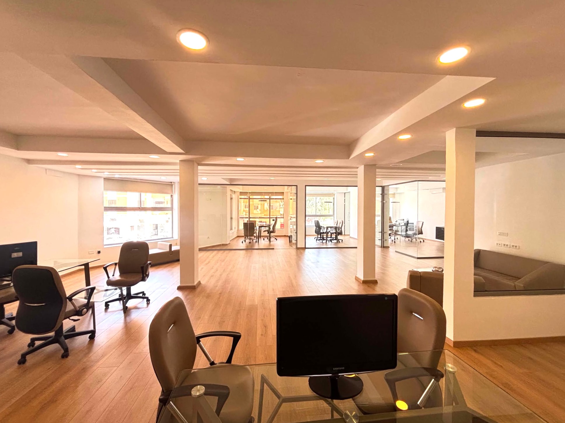 Raoued&nbsp;Cite El Ghazala 1&nbsp;Bureaux & Commerces&nbsp;Bureau&nbsp;Bureau h3 de 162 m a cite el ghazela