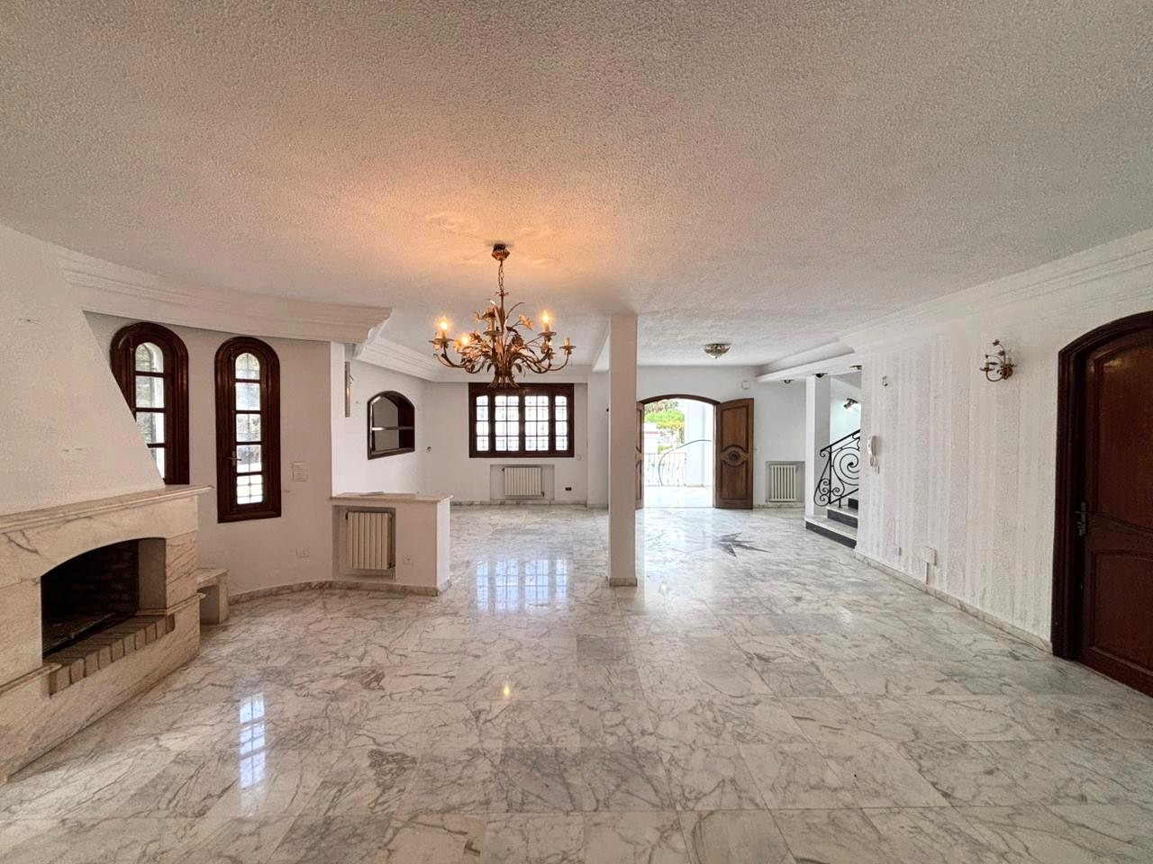 Ariana Ville&nbsp;El Menzah 6&nbsp;Location&nbsp;Maisons&nbsp;Villa usage bureautique a menzah 6
