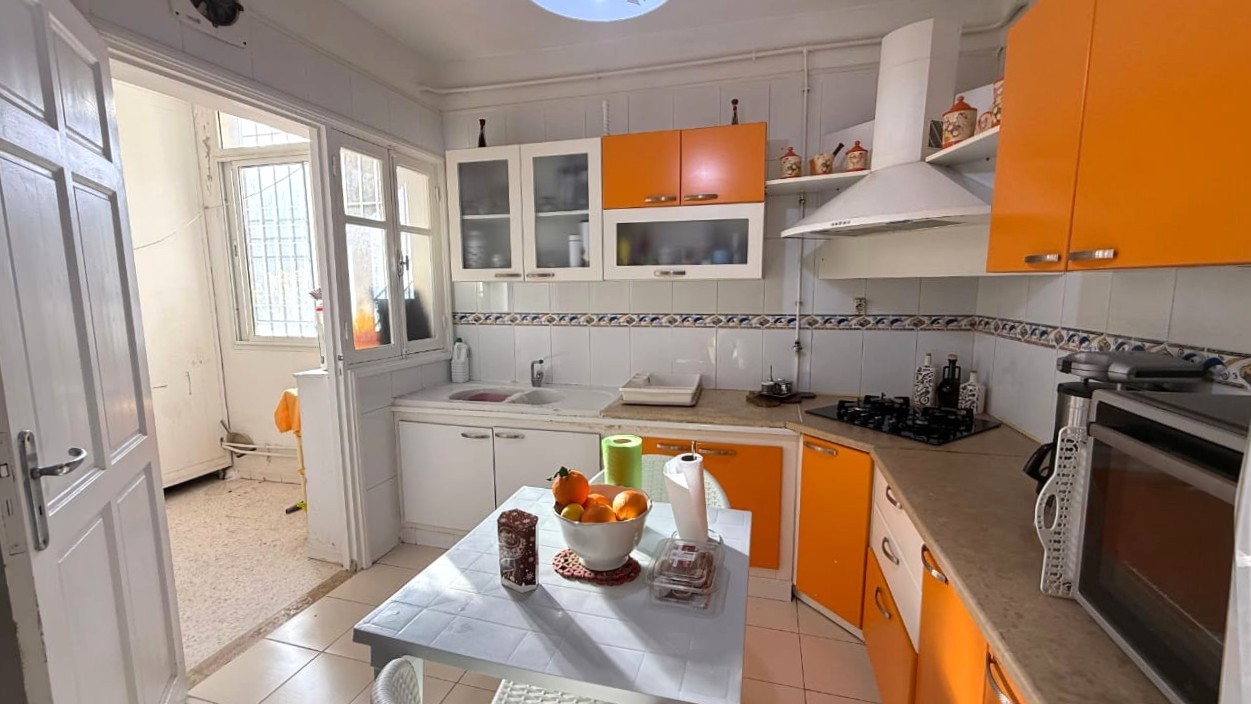 La Soukra&nbsp;Cite Hedi Nouira&nbsp;Vente&nbsp;Appart. 3 pi�ces&nbsp;Appartement s3 a hedi nuira ariana