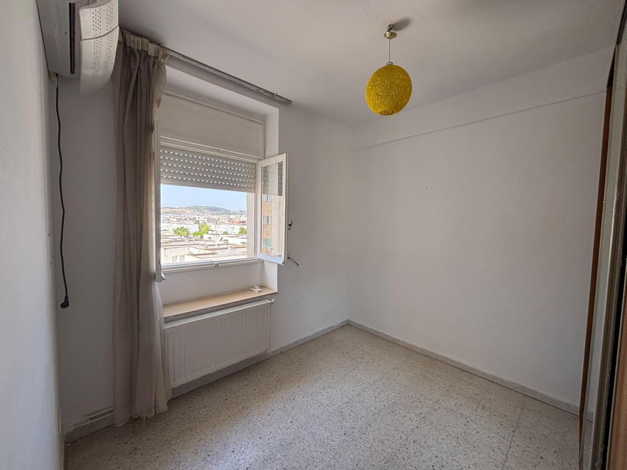 La Soukra&nbsp;Borj Louzir&nbsp;Location&nbsp;Appart. 3 pi�ces&nbsp;Appartement s3 behi ladghem